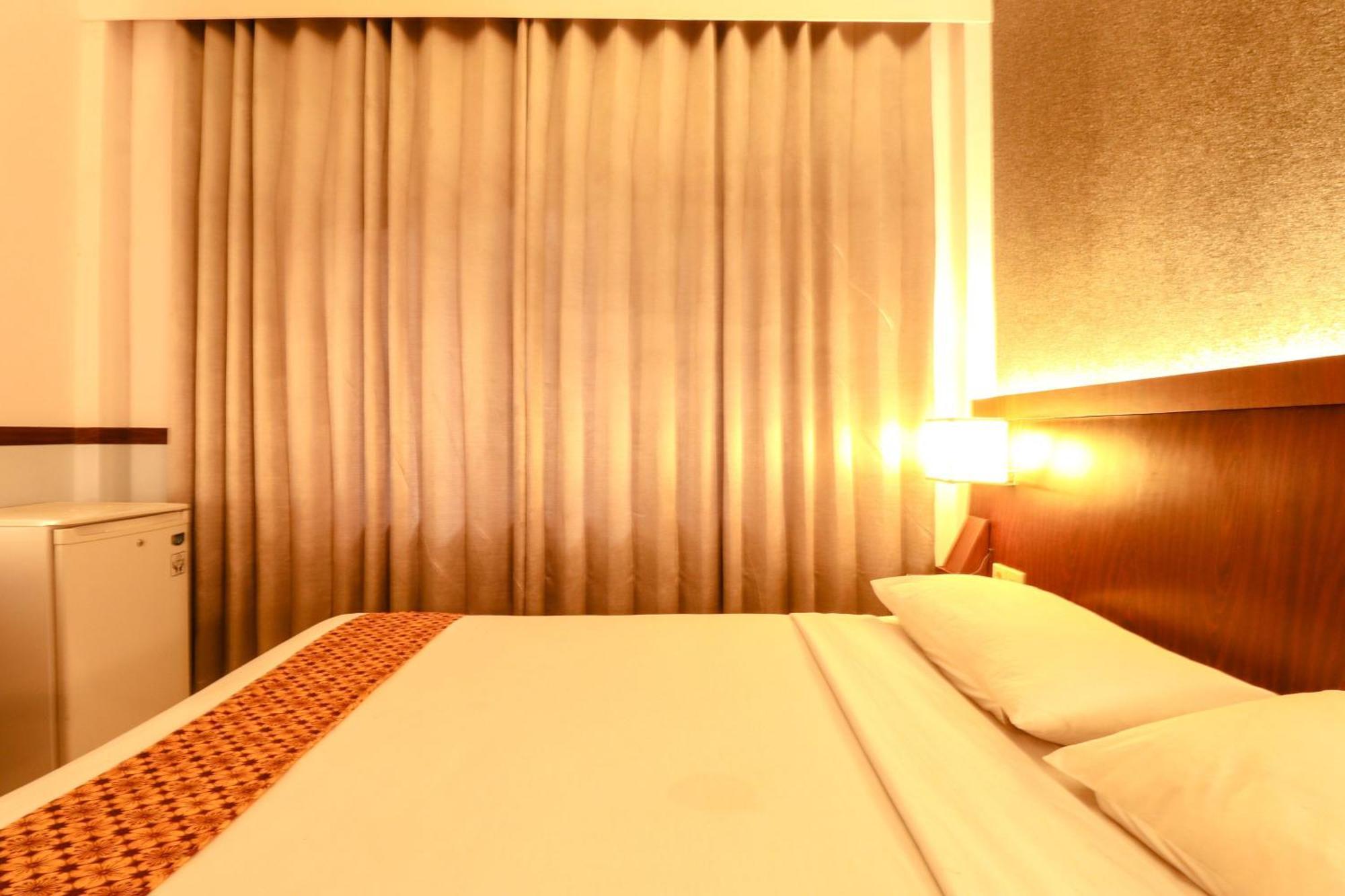 Hotel Jawa Surabaja Zewnętrze zdjęcie